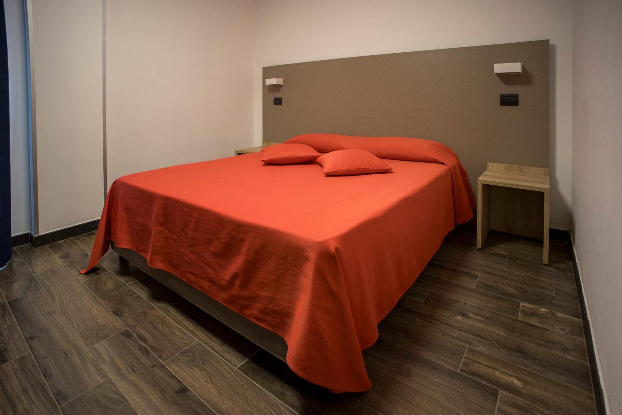 Tiby Hotel مودينا المظهر الخارجي الصورة